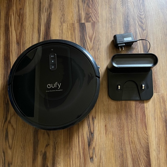 Eufy Robovac G30 - Picture 3 of 4